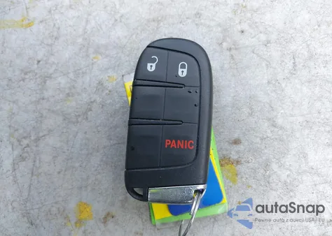 2018 Jeep Compass Latitude 4X4 z USA, uszkodzony, nr VIN 3C4NJDBB6JT142575